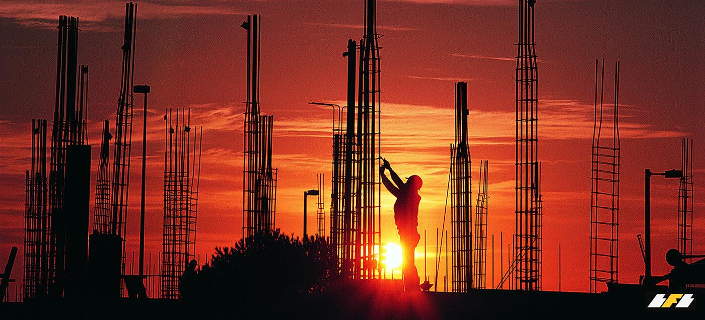 Commercial-Construction-Workers-keyimage22