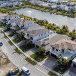 108250127-1767898421963-gettyimages-2254666416-NEW_HOME_SALES_2